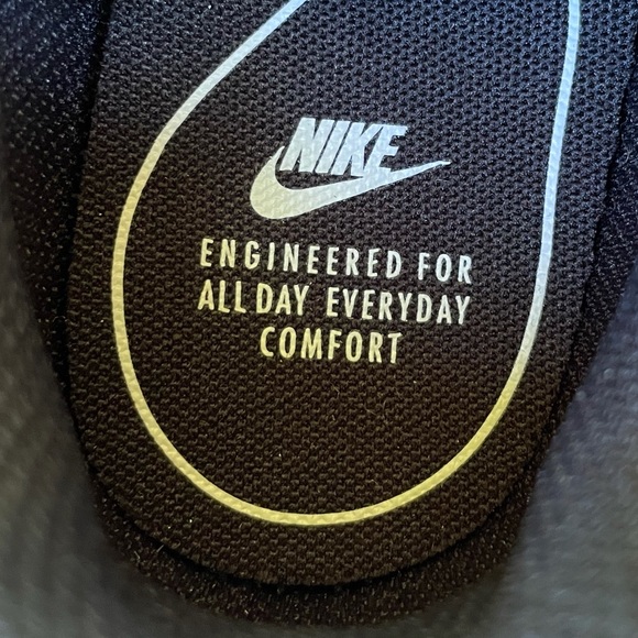 🆕 Nike Strada Women athletic shoes origina… - Picture 6 of 11